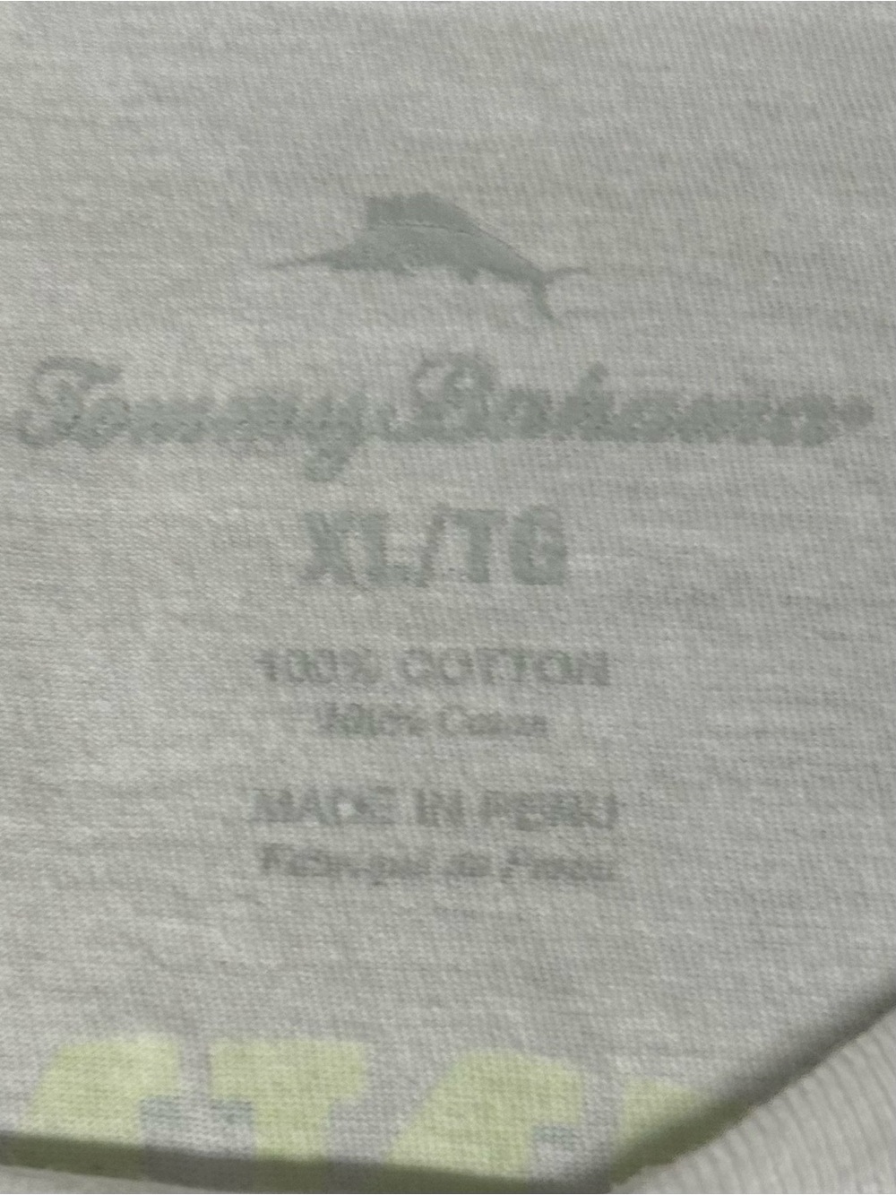 Tommy Bahama Tennis
Anyone? Pineapple
Graphic Tee
Medium - Picture 2 of 10